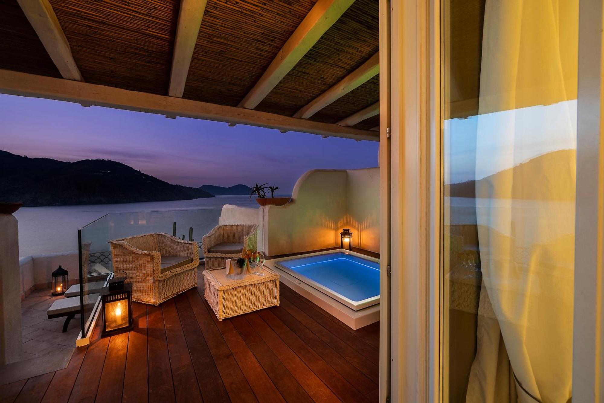 Therasia Resort Sea And Spa - The Leading Hotels Of The World Vulcano  Luaran gambar